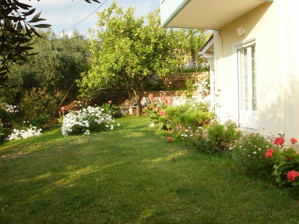 Triantis Apartments Lygia  Pokoj fotografie